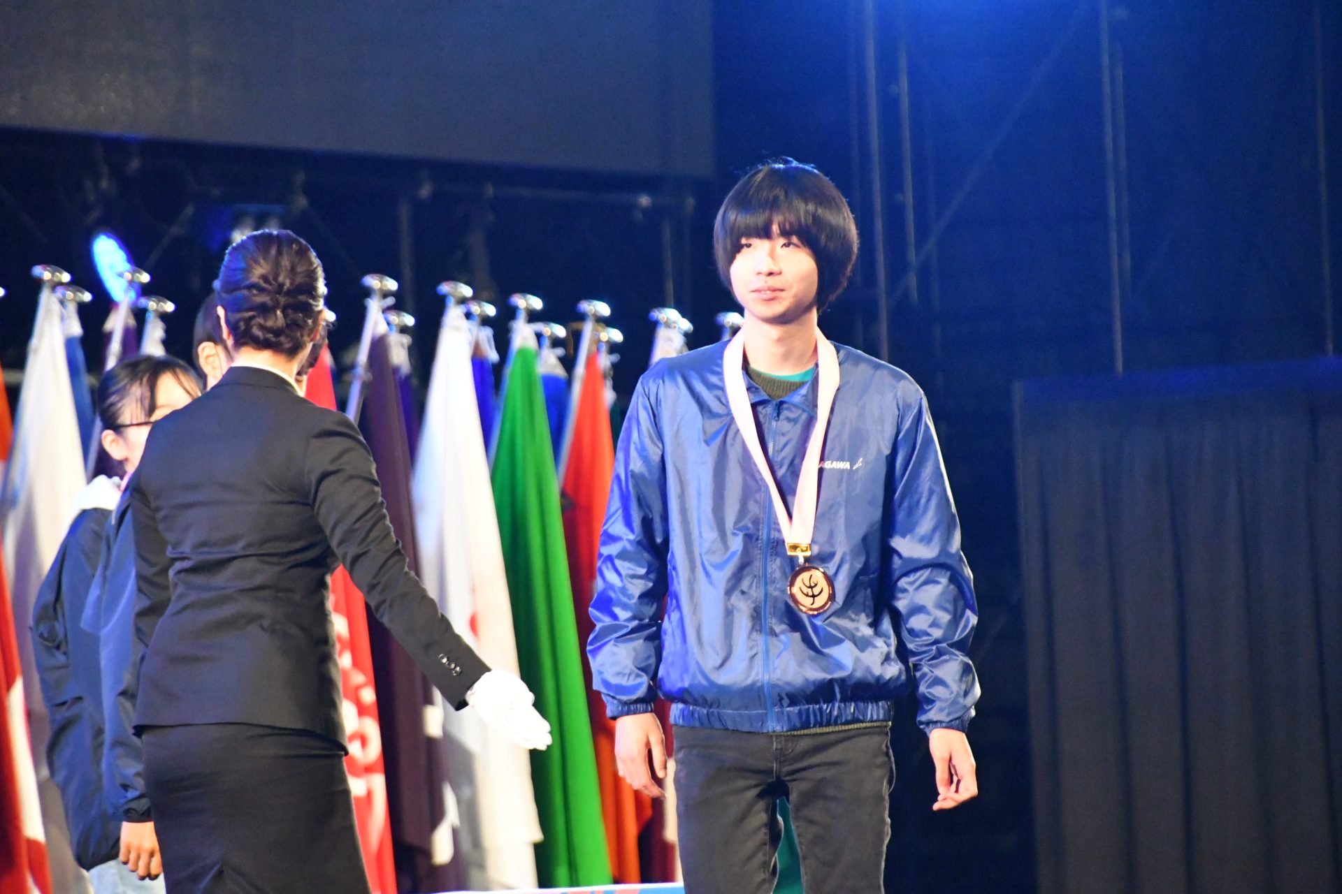 技能五輪全国大会(ウェブデザイン職種)<br />
で銀賞!